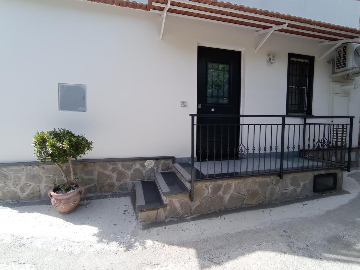 Amaa Casa Bed & Breakfast Vico Equense Exterior photo